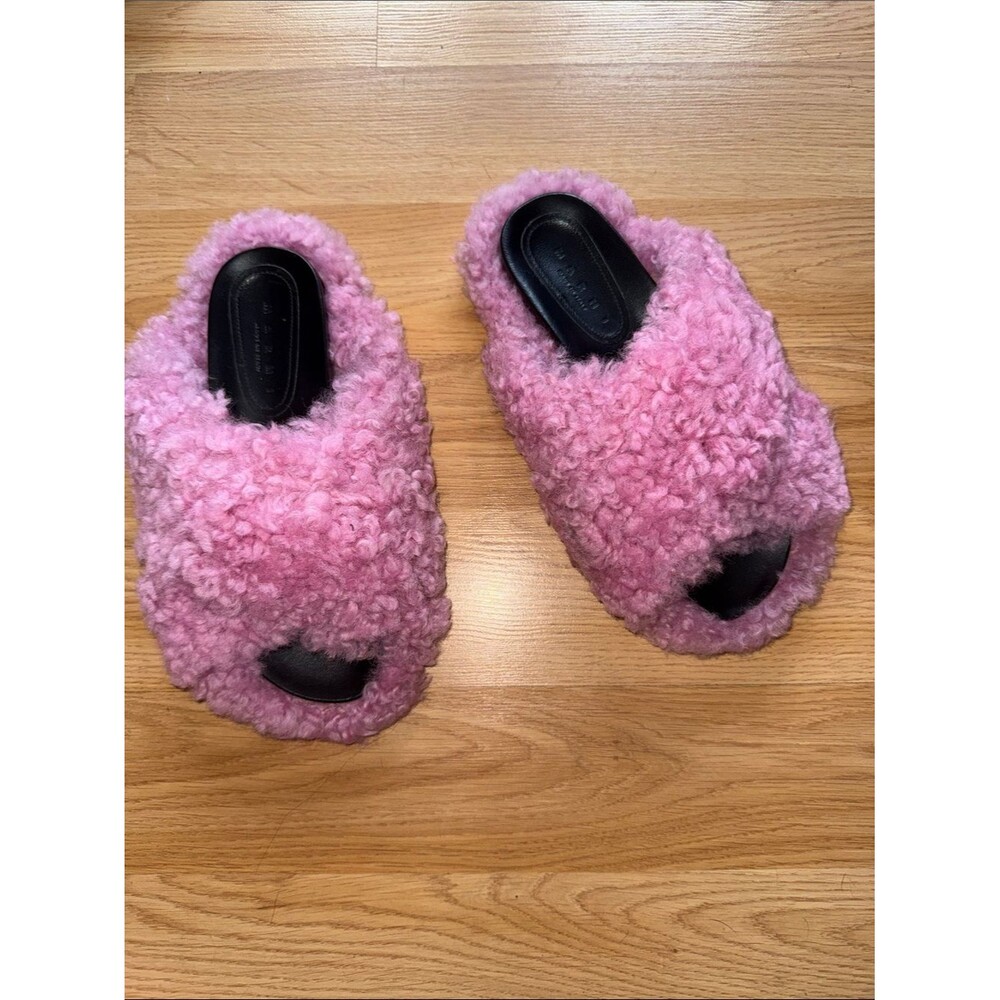 Marni Pink Fuzzy Slide Slippers Fussbett shearling crossover slides Size 38 or 7